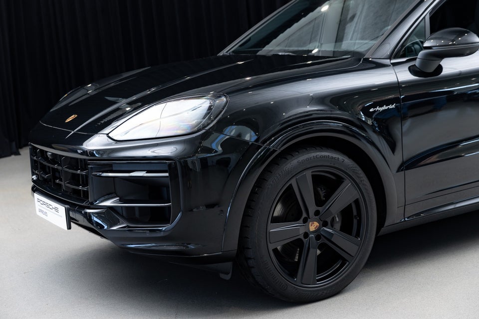 Porsche Cayenne 3,0 E-Hybrid Coupé Tiptr. 5d