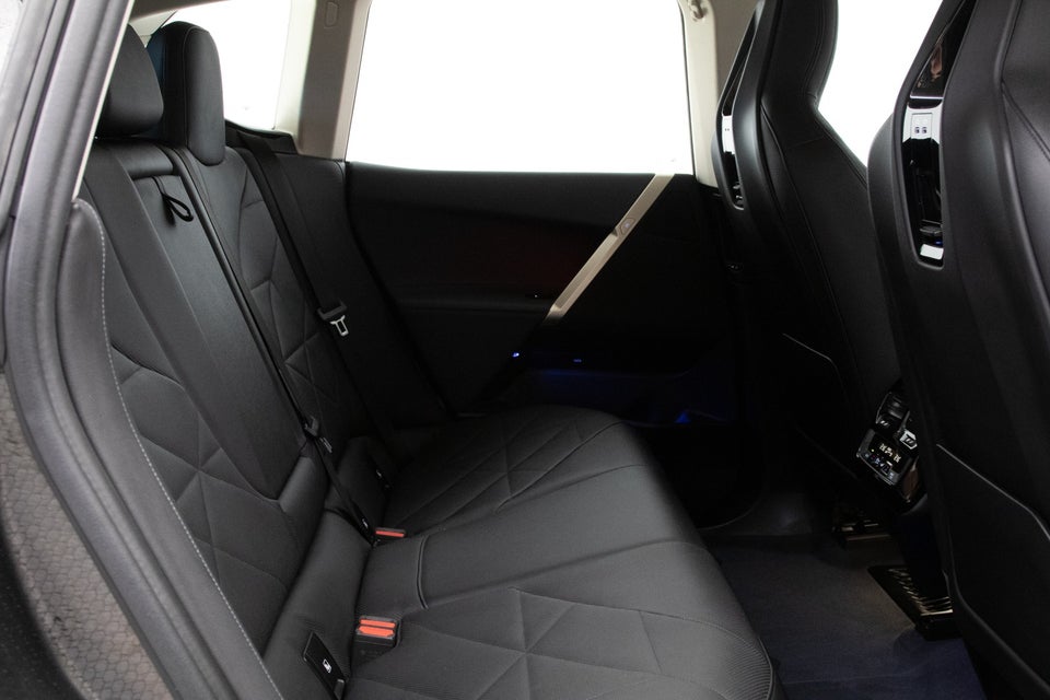 BMW iX xDrive40 Sport 5d
