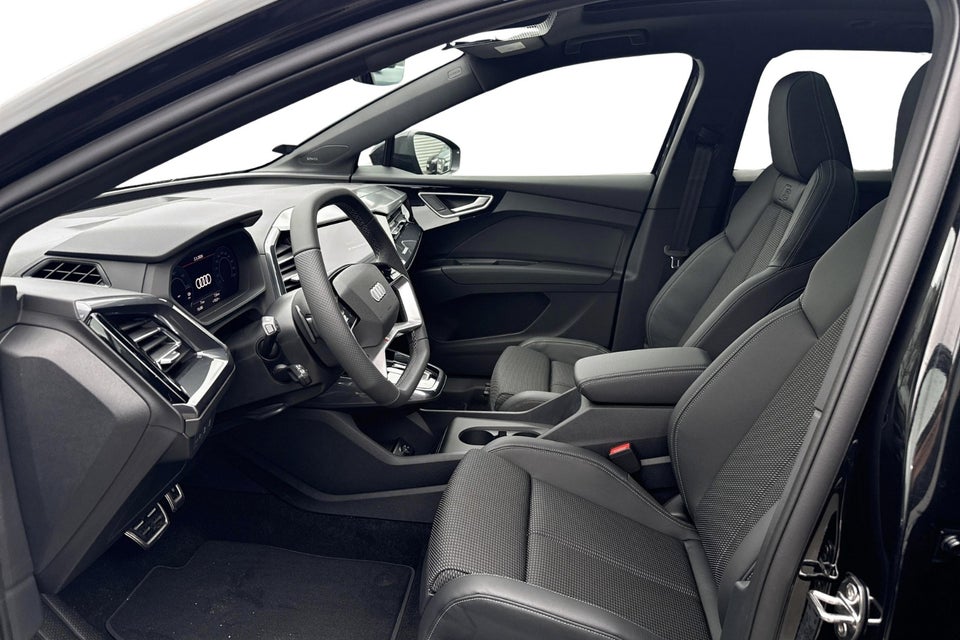Audi Q4 e-tron 45 S-line Edition 5d