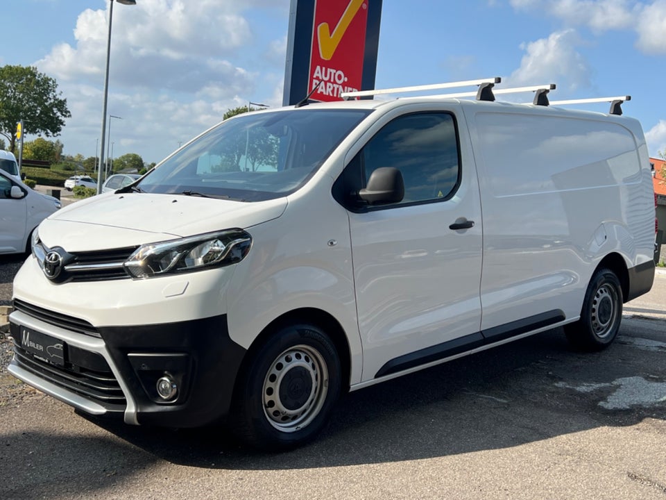 Toyota ProAce 2,0 D 120 Long Comfort Master aut. 5d