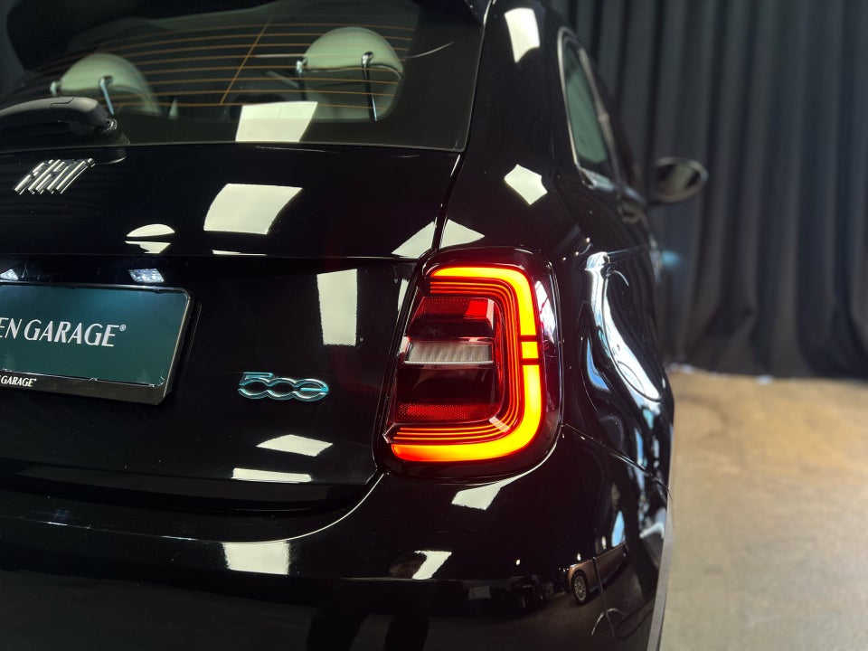 Fiat 500e 42 la Prima by Bocelli 3d