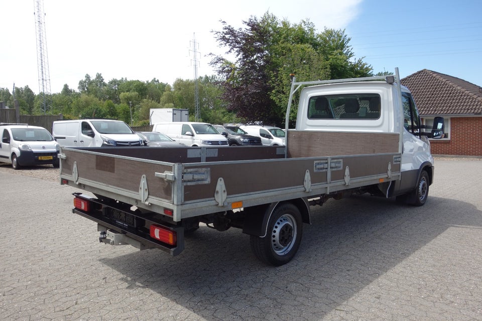 Iveco Daily 3,0 35S18 4100mm Lad AG8 2d