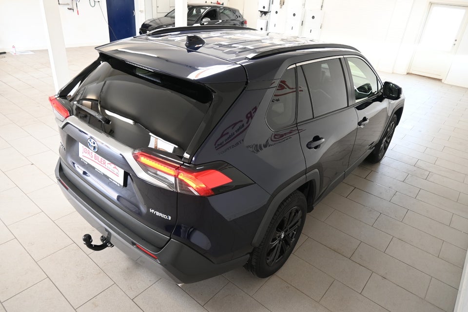 Toyota RAV4 2,5 Hybrid H3 Business MDS 5d