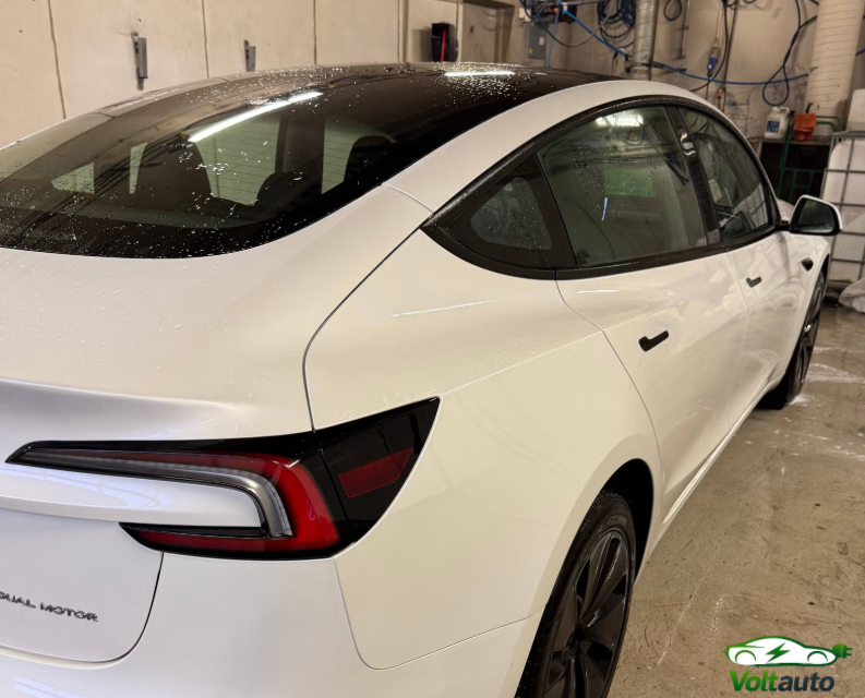 Tesla Model 3 Long Range AWD 4d