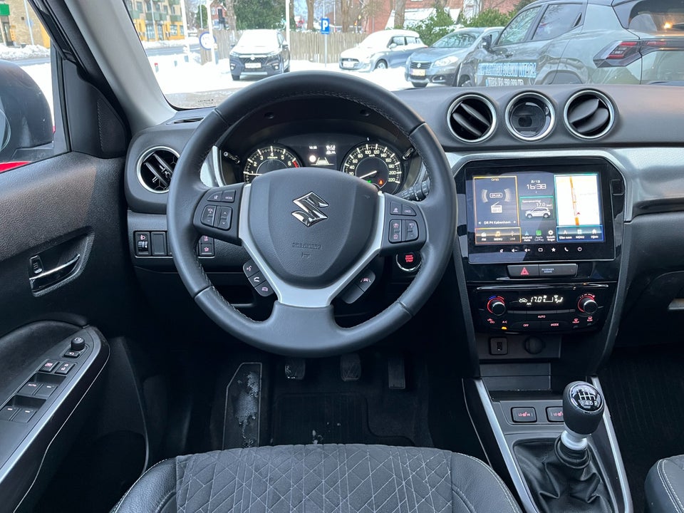 Suzuki Vitara 1,4 mHybrid Adventure 5d