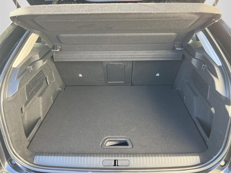 Citroën ë-C4 50 Shine Sport 5d