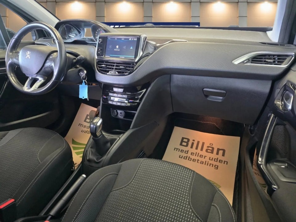 Peugeot 208 1,5 BlueHDi 100 Allure Sky 5d