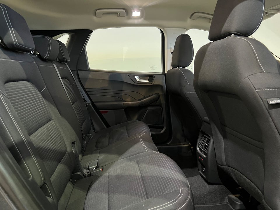 Ford Kuga 2,5 PHEV Titanium CVT 5d