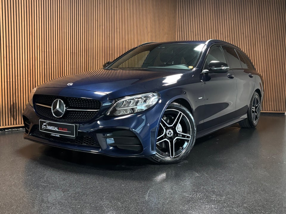 Mercedes C220 d 2,0 AMG Line Night Edition stc. aut. 5d