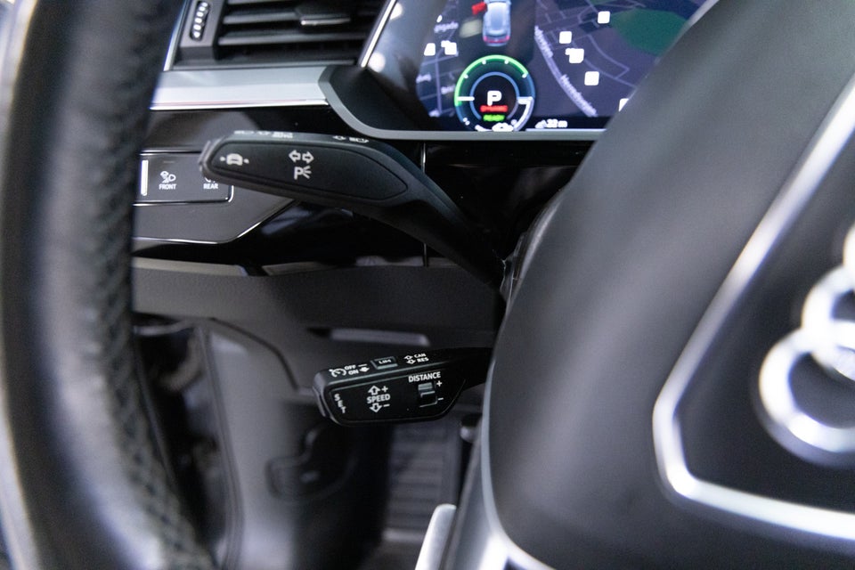 Audi e-tron 55 S-line quattro 5d