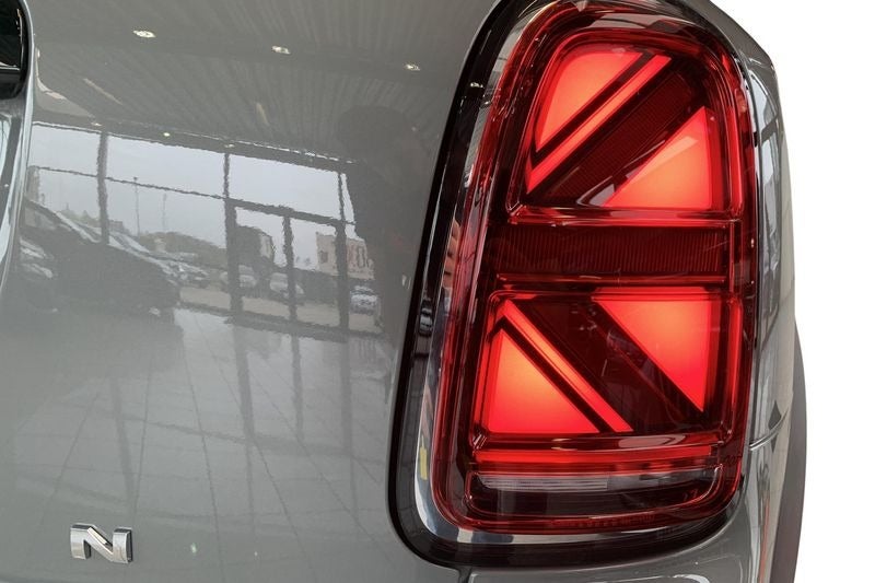 MINI Countryman Cooper SE 1,5 Essential aut. ALL4 5d