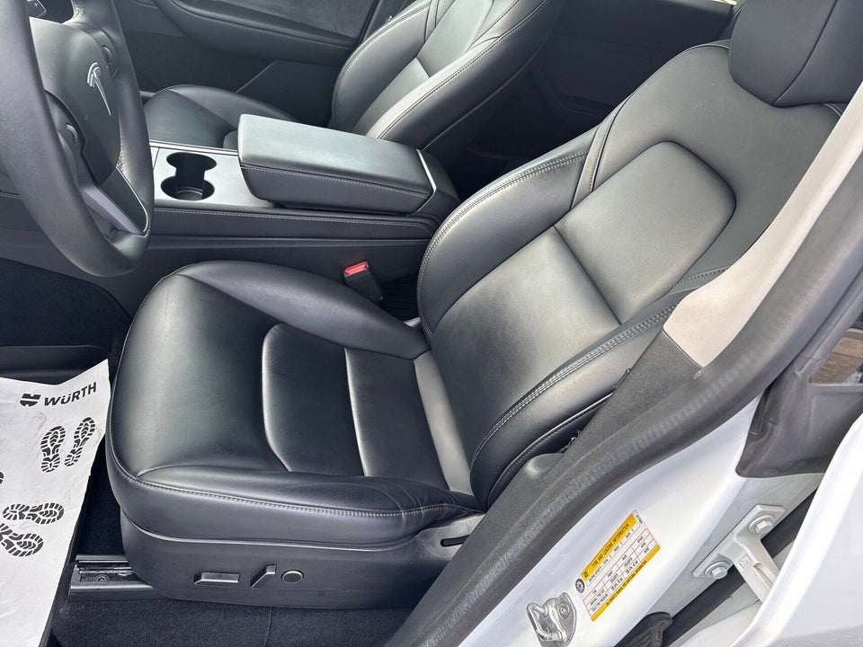 Tesla Model Y RWD 5d