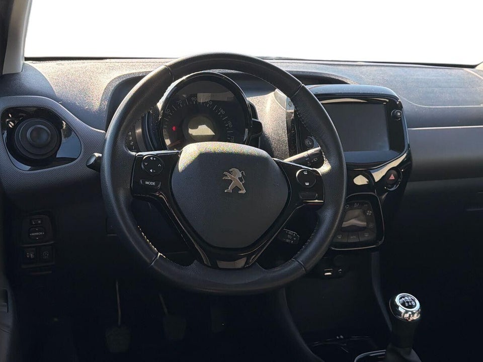 Peugeot 108 1,0 e-VTi 72 Allure+ 5d