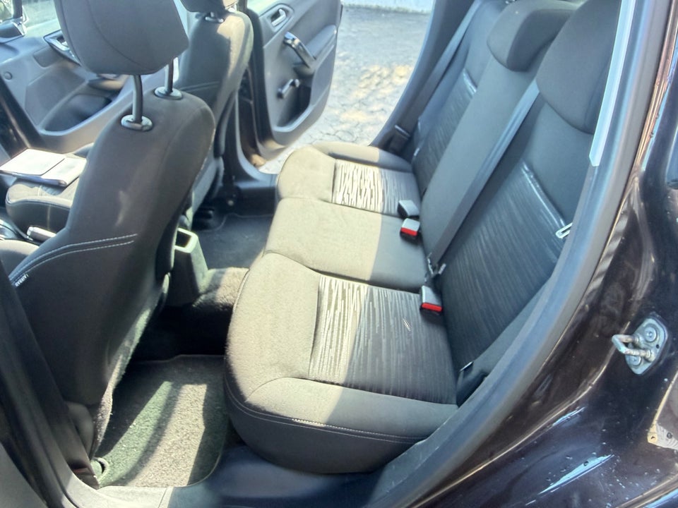 Peugeot 208 1,0 VTi Access 5d