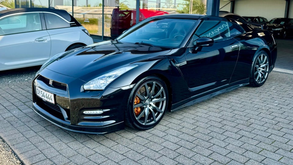 Nissan GT-R 3,8 V6 Black Edition aut. 2d