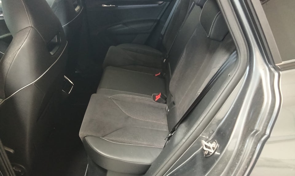 Skoda Enyaq 80 iV Sportline 5d