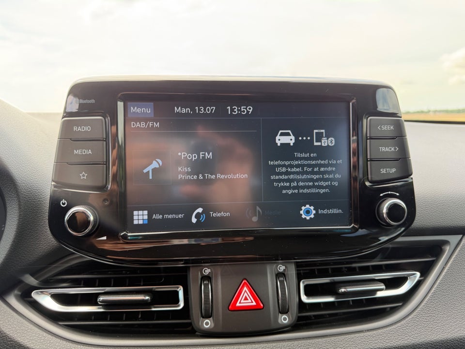 Hyundai i30 1,0 T-GDi Essential stc. DCT 5d