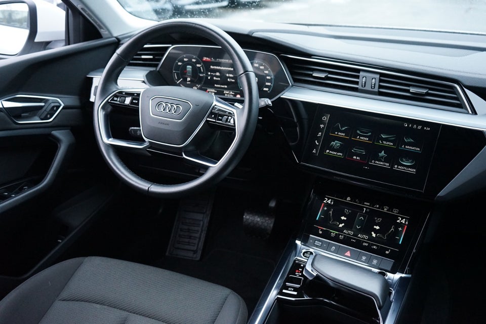 Audi e-tron 55 Advanced quattro 5d