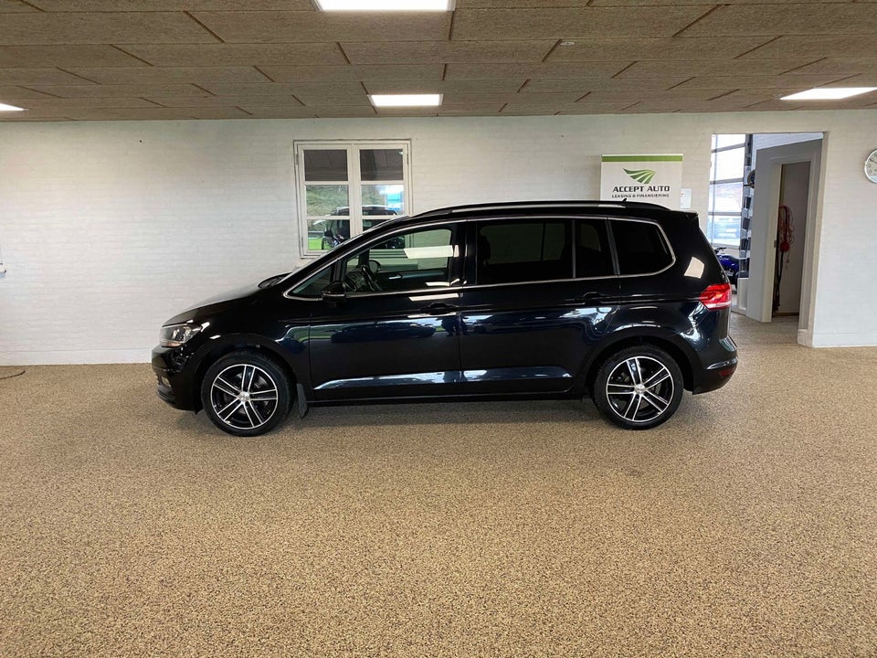 VW Touran 1,6 TDi 110 Comfortline 7prs 5d