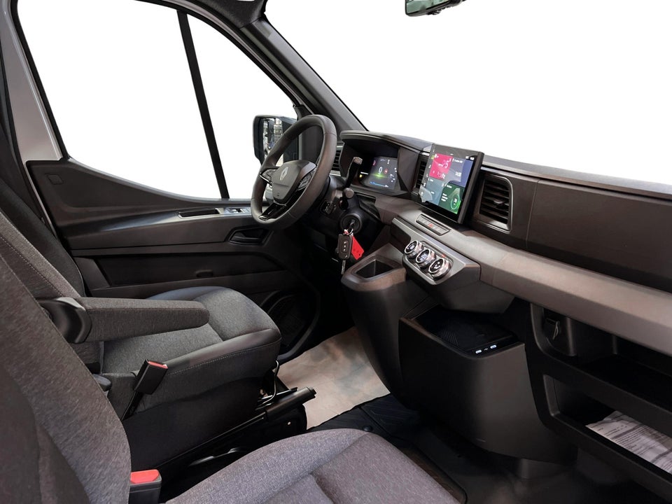 Renault Master V T35 87 E-Tech L3H2 Combi