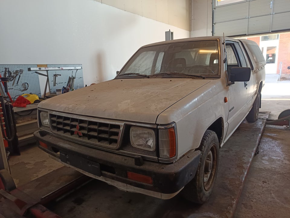 Mitsubishi L200 Pick-up 2d