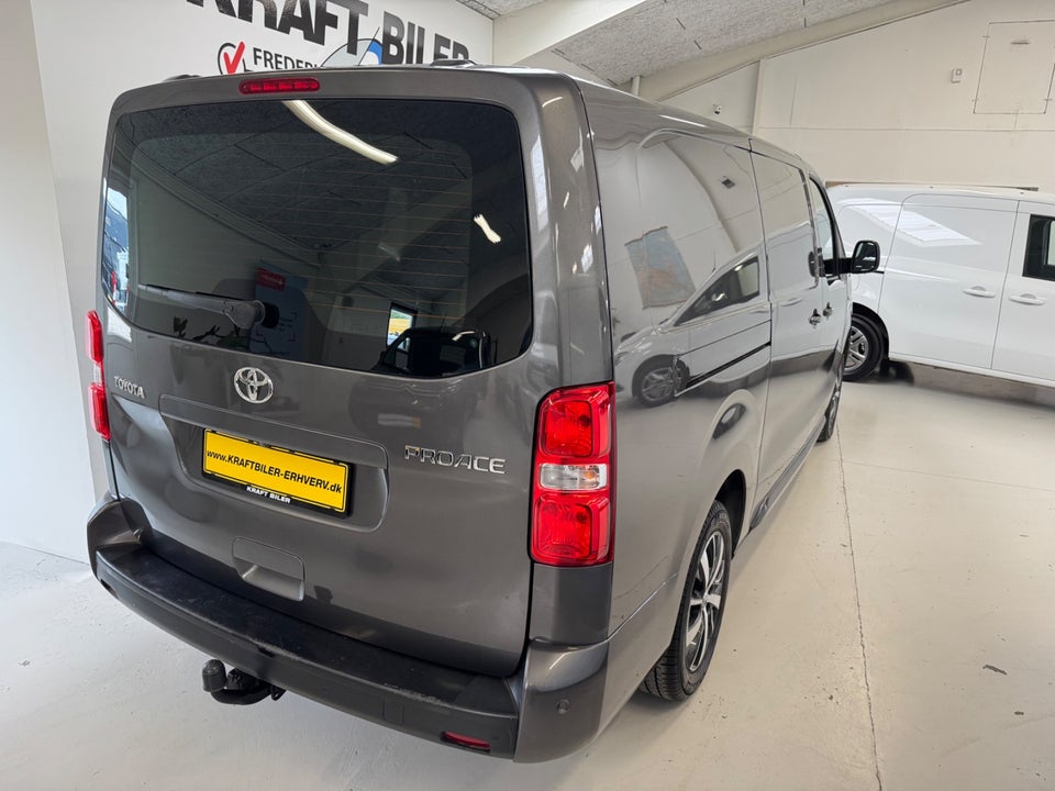 Toyota ProAce 2,0 D 177 Long Comfort Master aut. 6d