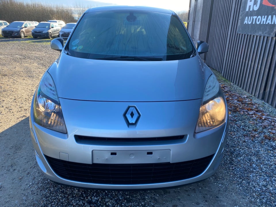 Renault Grand Scenic III 1,6 dCi 130 Expression 7prs 5d