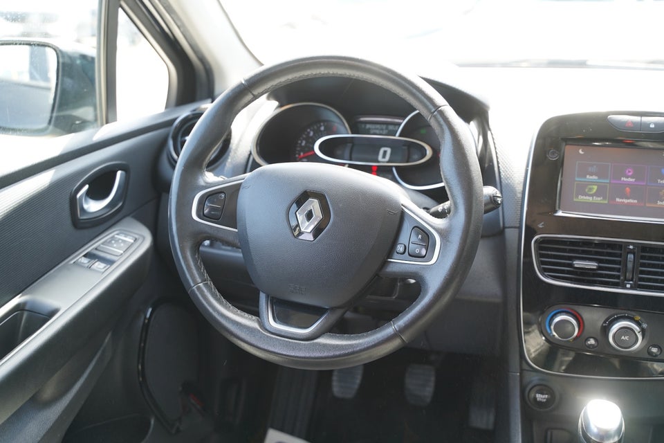 Renault Clio IV 1,5 dCi 90 Expression 5d