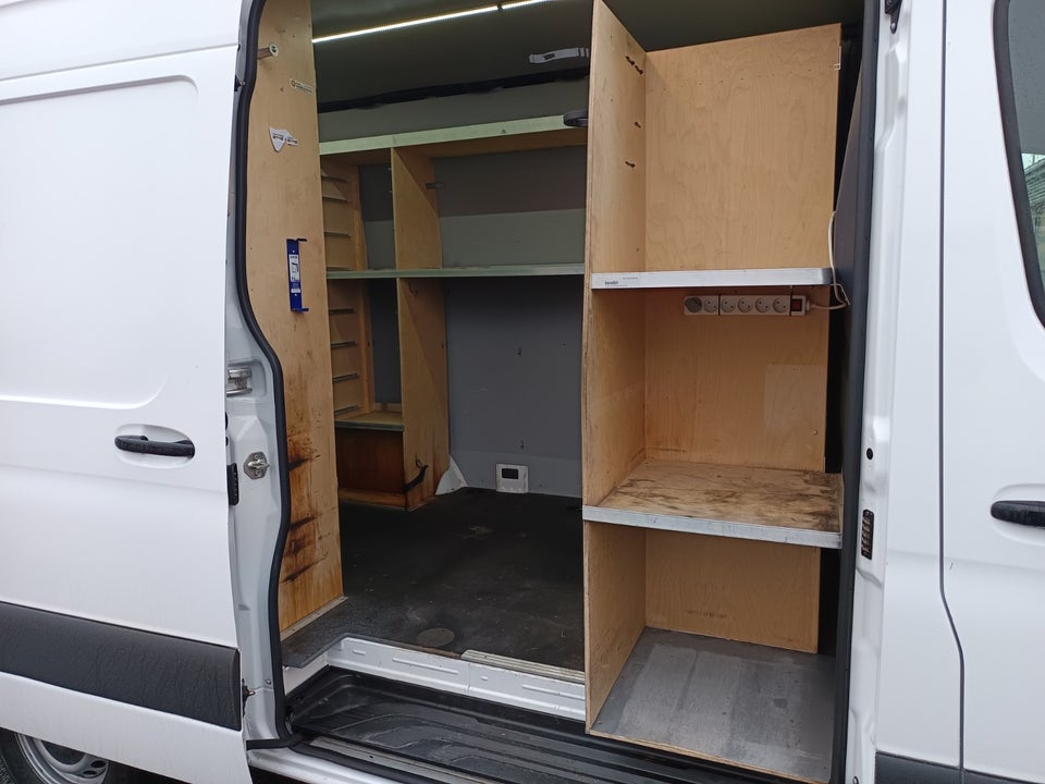 Mercedes Sprinter 317 2,0 CDi A2 Kassevogn aut. RWD
