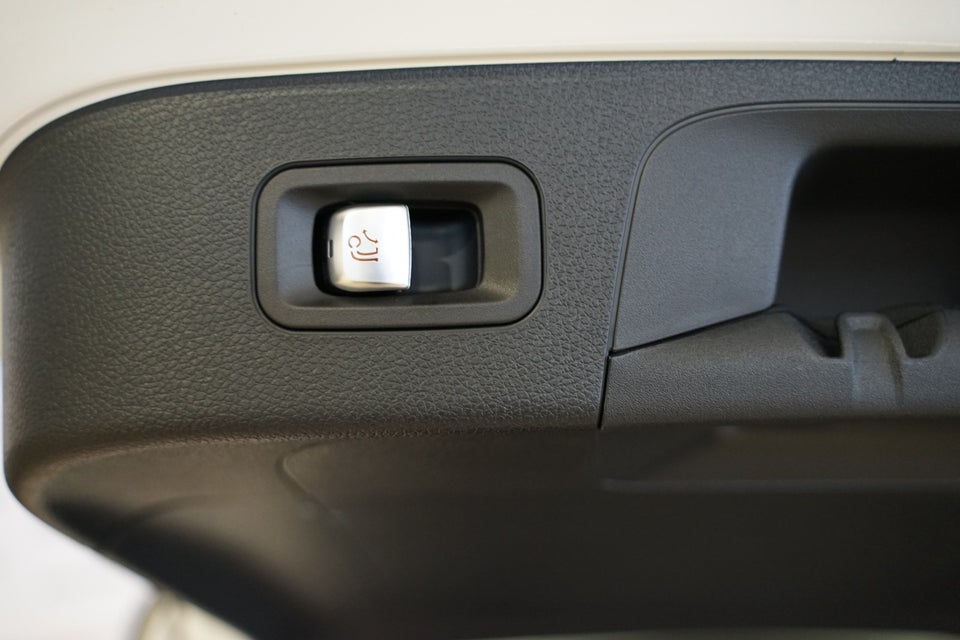 Mercedes EQC400 4Matic 5d