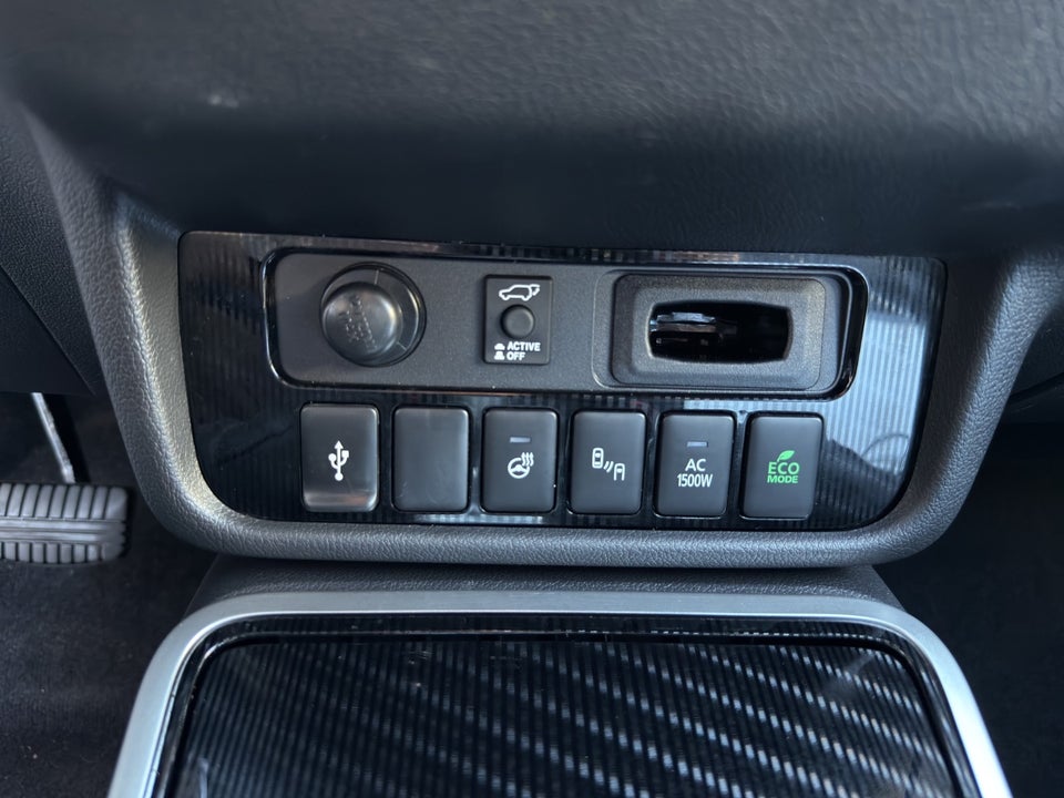 Mitsubishi Outlander 2,4 PHEV Instyle CVT 4WD 5d