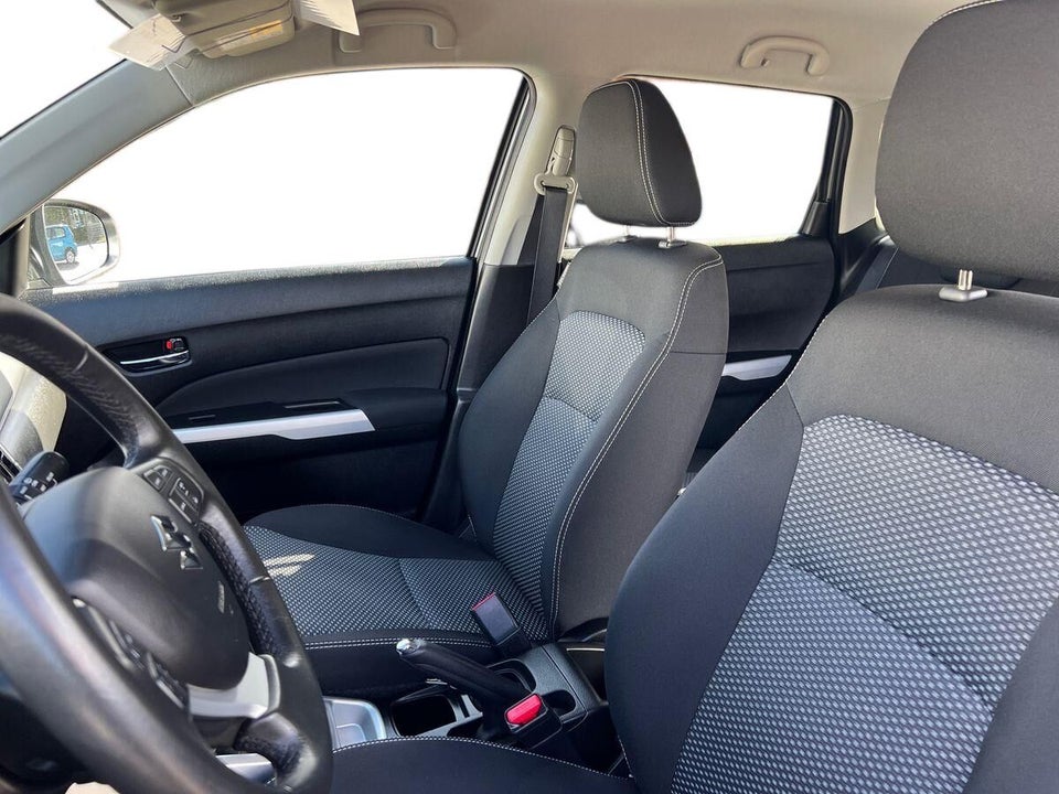 Suzuki Vitara 1,6 Active aut. 5d