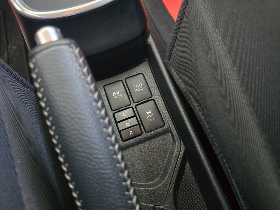 Toyota Yaris 1,5 Hybrid H3 Limited Smart e-CVT 5d