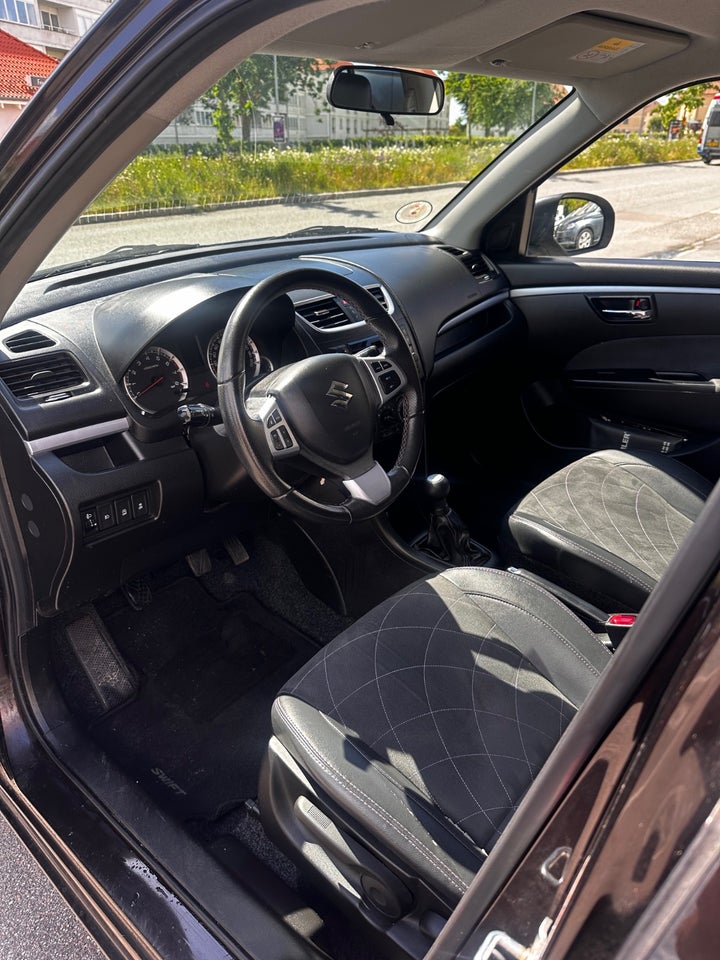 Suzuki Swift 1,2 Dualjet Style 5d