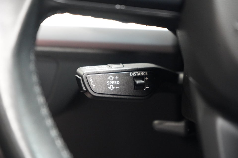 Audi Q5 55 TFSi e Sport quattro S-tr. 5d