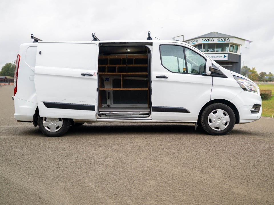 Ford Transit Custom 300 L2 2,0 TDCi 130 Ambiente
