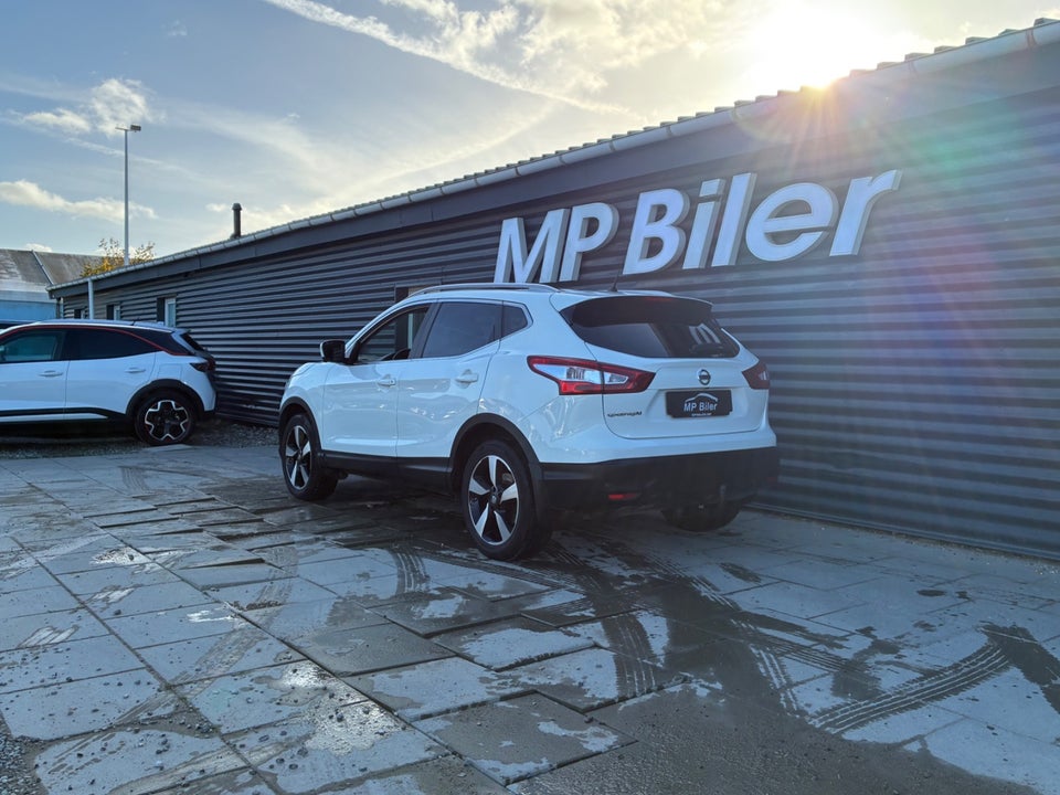 Nissan Qashqai 1,2 Dig-T 115 N-Connecta 5d