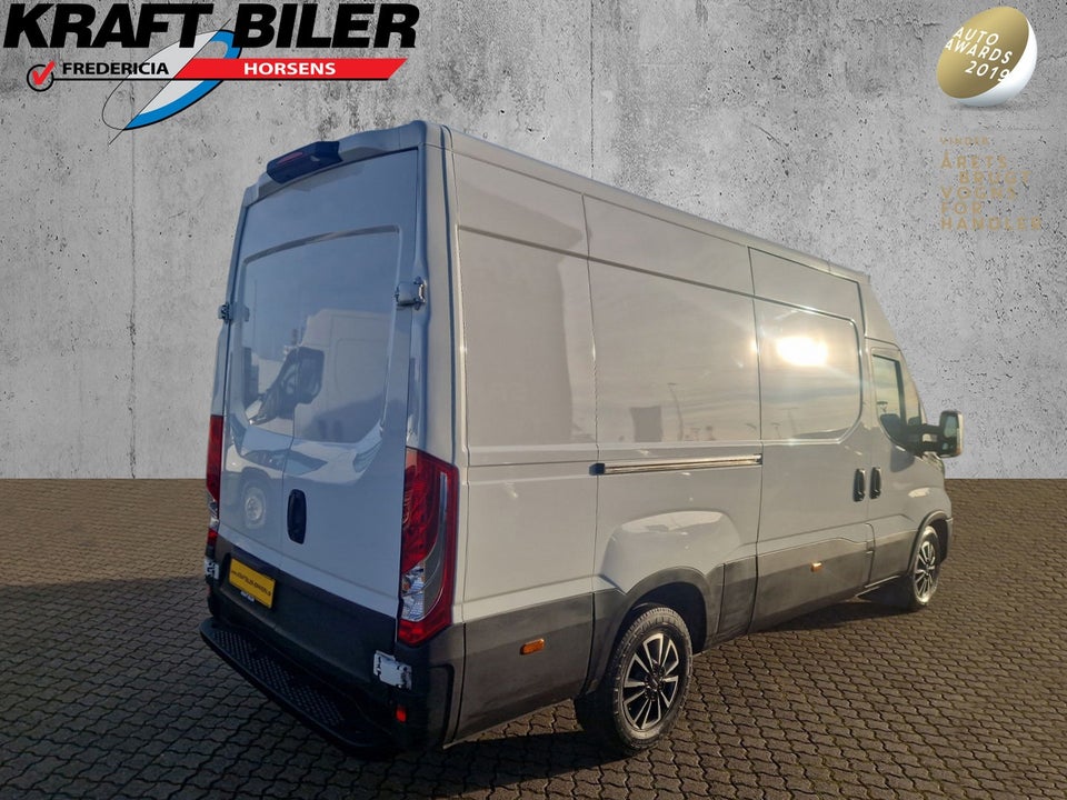 Iveco Daily 2,3 35S16 12m³ Kølevogn AG8