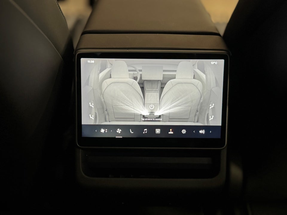 Tesla Model 3 Long Range RWD 4d