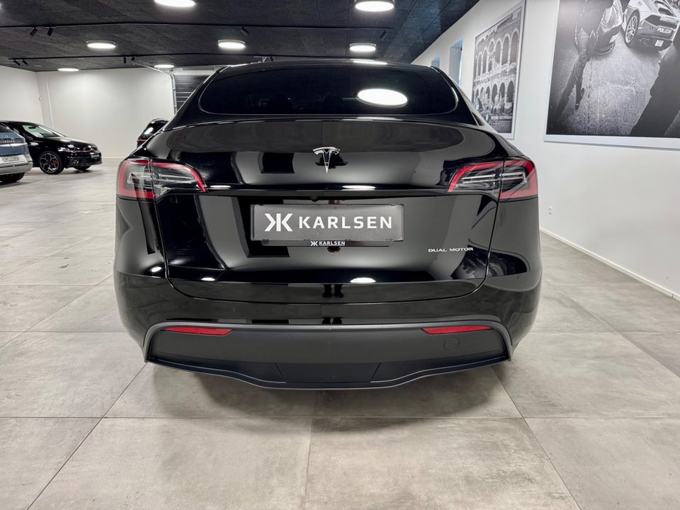 Tesla Model Y Long Range AWD 5d