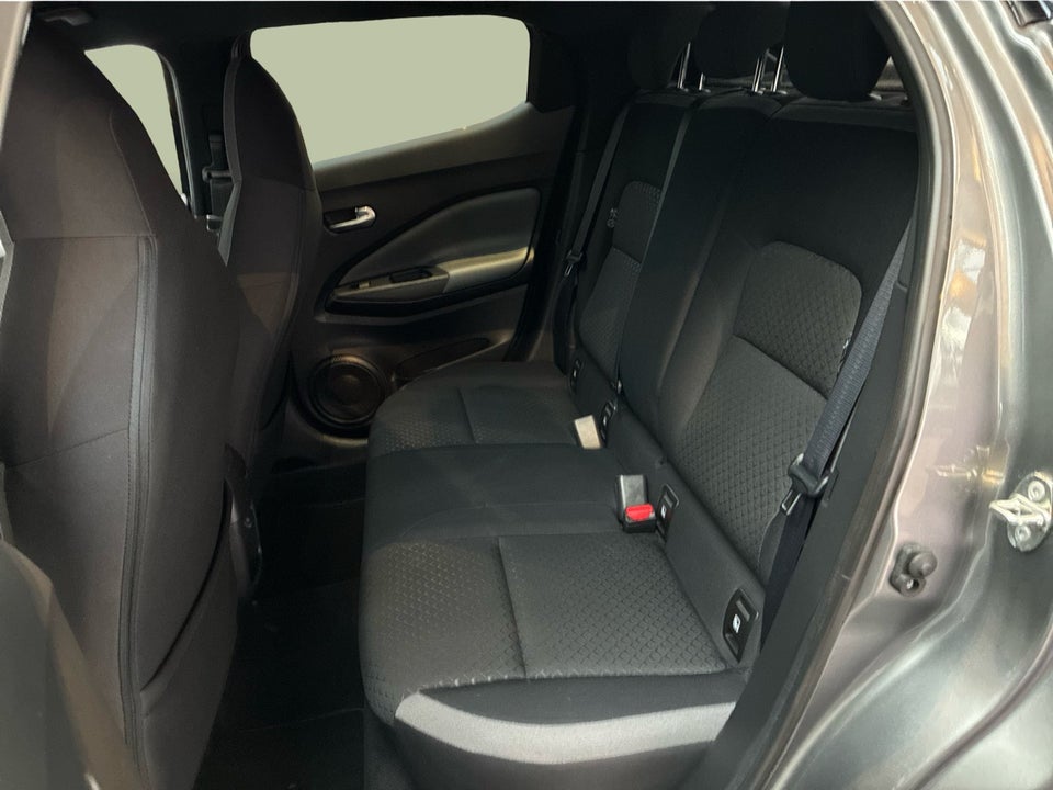 Nissan Juke 1,0 Dig-T 117 Tekna 5d