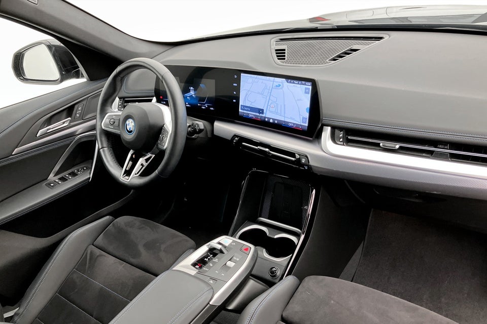 BMW iX1 eDrive20 M-Sport 5d