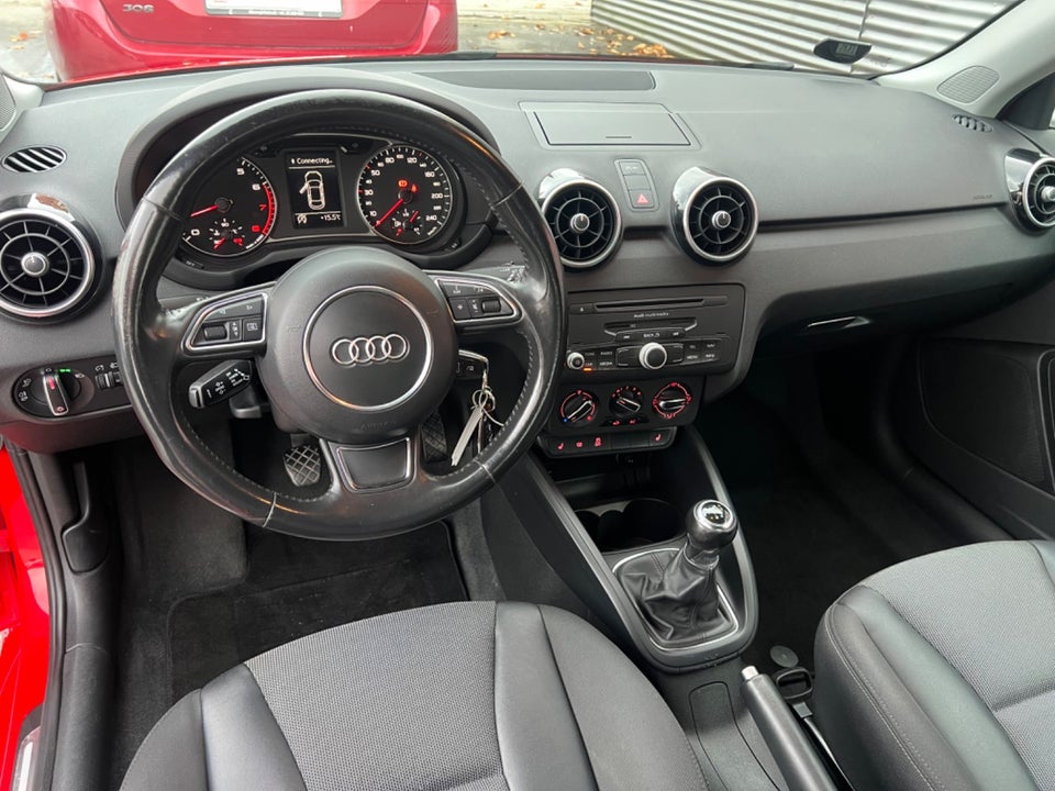 Audi A1 1,2 TFSi 86 Attraction 3d