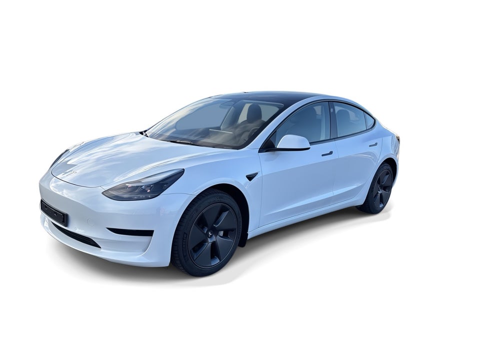 Tesla Model 3 Standard Range+ RWD 4d