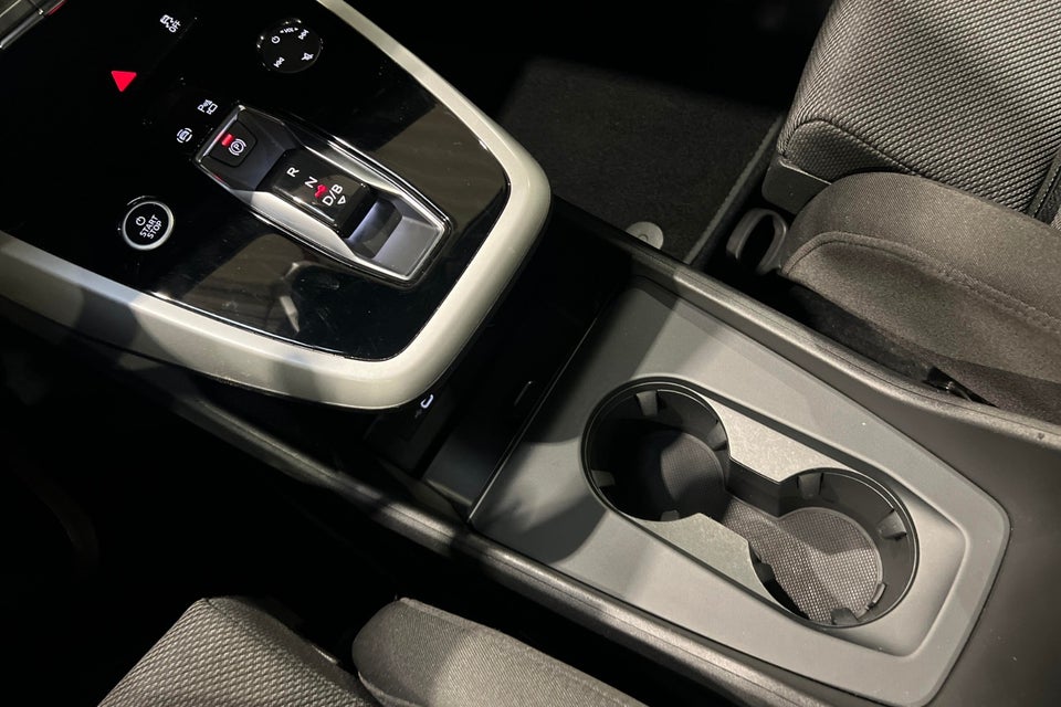 Audi Q4 e-tron 40 Attitude 5d