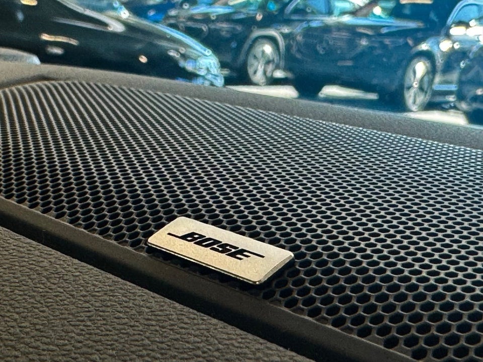 Renault Megane IV 1,3 TCe 160 Bose Edition Sport Tourer 5d