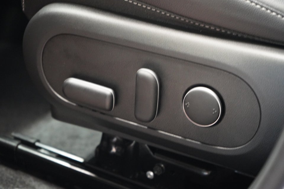 Hyundai Kona 65 EV Ultimate 5d