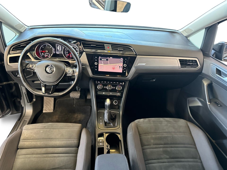 VW Touran 2,0 TDi 150 Highline DSG 7prs 5d