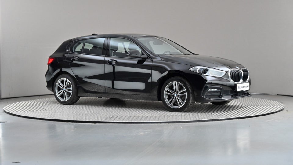 BMW 118i 1,5 Sport Line aut. 5d