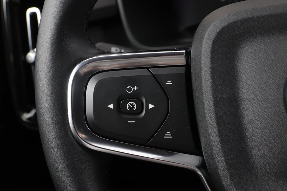 Volvo XC40 P6 ReCharge Plus 5d